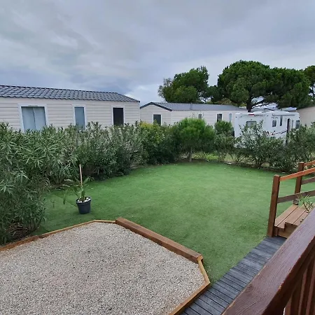 Mobilhome 3 Avec Terrasse Et Magnifique Jardin