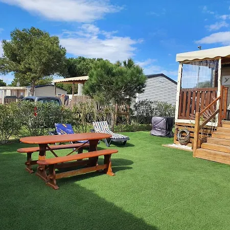 Mobilhome 3 Avec Terrasse Et Magnifique Jardin بيت للعطل *