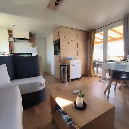 Mobilhome 3 Avec Terrasse Et Magnifique Jardin كانيه