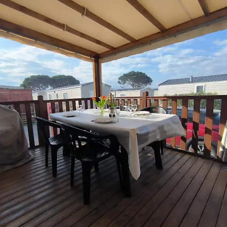 Mobilhome 3 Avec Terrasse Et Magnifique Jardin بيت للعطل كانيه