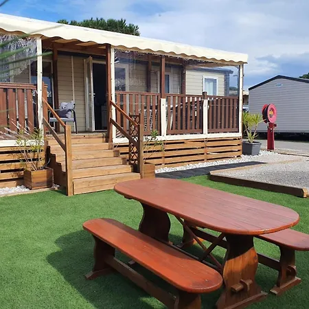 Mobilhome 3 Avec Terrasse Et Magnifique Jardin